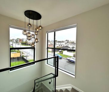 4 Bedrooms on Bardia St - Photo 3