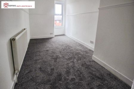 3 bedroom terraced house to rent - Photo 4