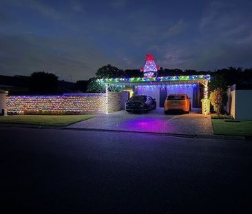 Burleigh Waters - Photo 1