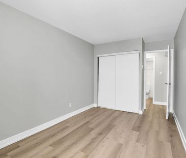 2935 Richmond Road, Ottawa, ON - Photo 1