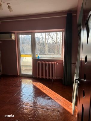 Închiriere apartament 4 camere - Photo 1