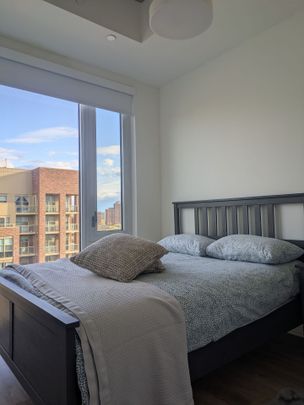 For Lease - 1808 St Clair Avenue Unit# 1005, Toronto, Ontario - Photo 1