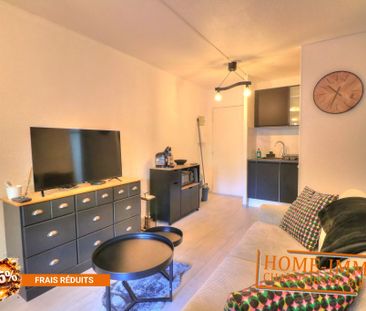 Location courte durée - SEPT À JUIN – Studio en rez-de-jardin avec ... - Photo 2