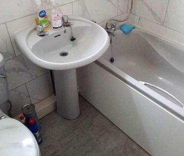 Linton Crescent, Alwoodley, LS17 - Photo 6