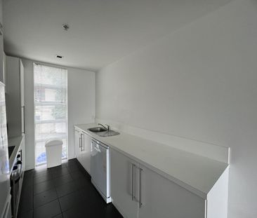 Furnished Two Bedrooms apartment in Auckland Grammar Zone - Photo 4