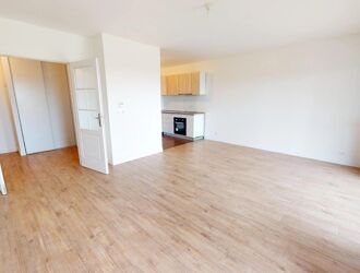 Location Appartement 3 pièces 61 m2 à Le Coudray - Photo 3