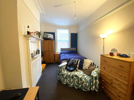 4 bedroom apartment to rent - Photo 5