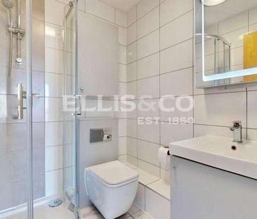 T R S Apartments, The Green, Southall, UB2 - Photo 5