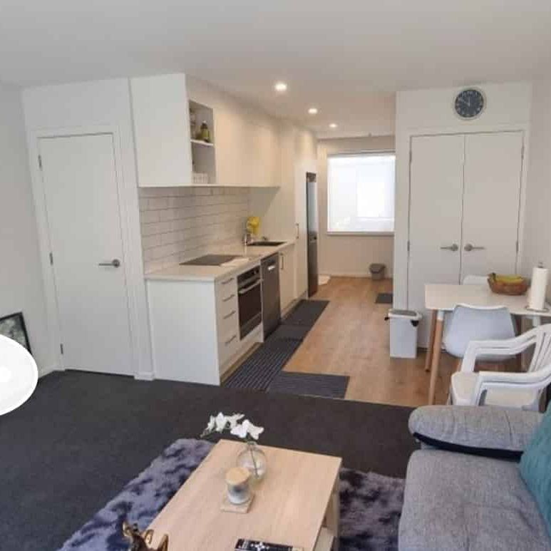 Two bedroom Townhouse plus carpark - Photo 1