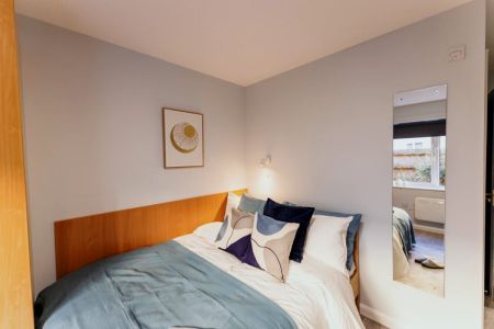 Silver En-suite - Photo 2