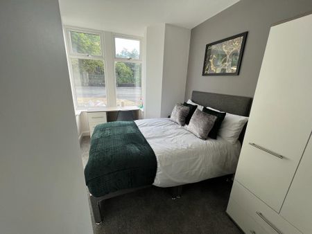 1 bed house share to rent in Church Street, Burnley, BB11 - Photo 4