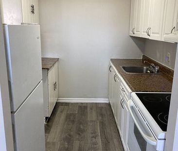 For Lease - 560 Bloor Street Unit# 202, Oshawa, Ontario - Photo 5