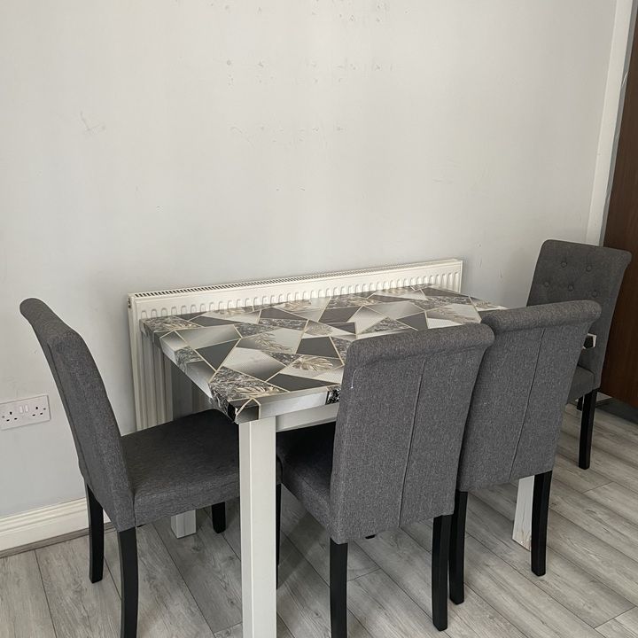 2 Bed Flat, York Place, IG1 - Photo 1