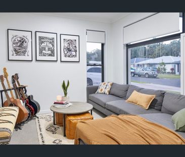 Stylish Family Home in Quiet Location - Photo 1