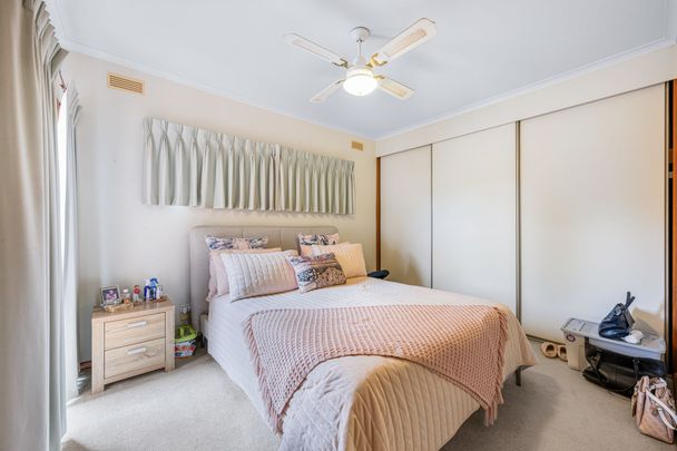 Immaculate Townhouse - Photo 1