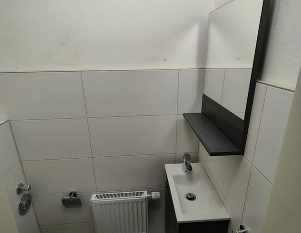 Helle 3-Zimmer-Dachgeschosswohnung in ruhiger Lage von Heilbronn- - Foto 1