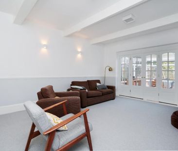 Ditton Hill Road, Surbiton, KT6 - Photo 4