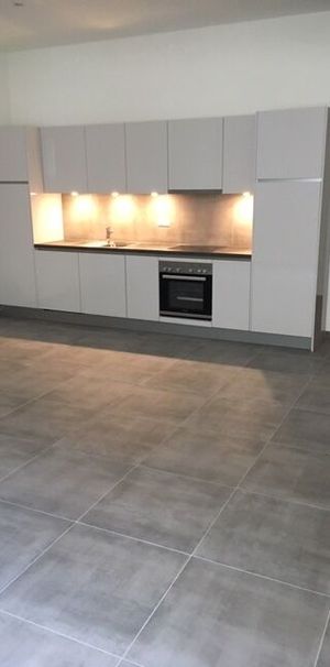 2-room apartment for rent on the 1st floor in the city center of Biel/Bienne - Foto 1