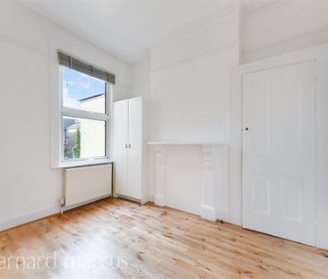 Arodene Road, London - Photo 4