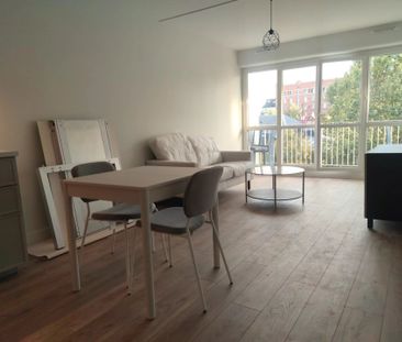 Location Appartement 3 pièces 53 m2 à Colombes - Photo 2