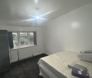 Room in a Shared House, Birmingham, B25 - Photo 2