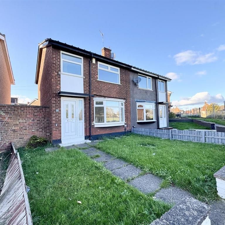 2 bedroom semi-detached house to rent - Photo 1