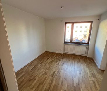 Norrmalmsgatan 10A - Photo 2