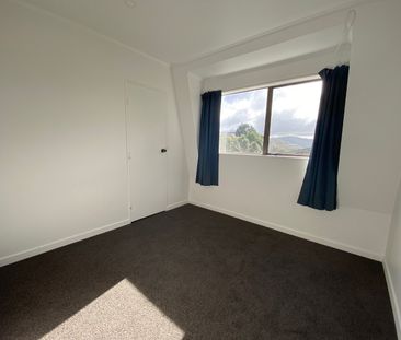 64 Churton Drive, Churton Park - Photo 1