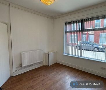 3 bedroom terraced house to rent - Photo 5