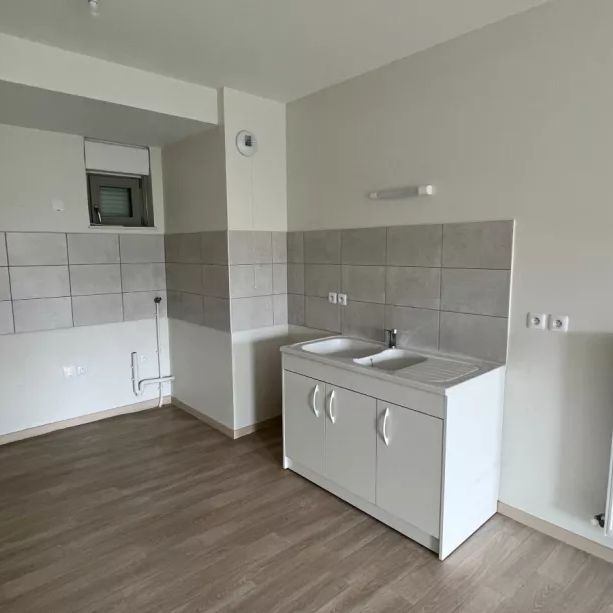 Location appartement T3 70.50m² à Reims (51100) - Photo 1