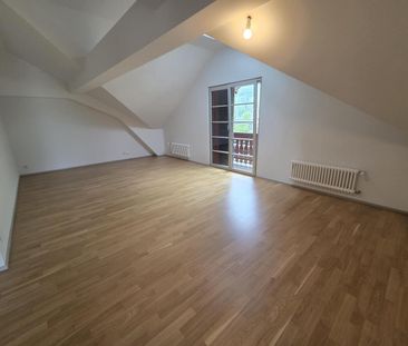 Spacieux appartement de 2,5 pièces avec deux balcons - Photo 5