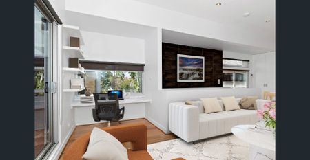 Modern Two-Bedroom Townhouse with Balcony and Secure Garage - Photo 2