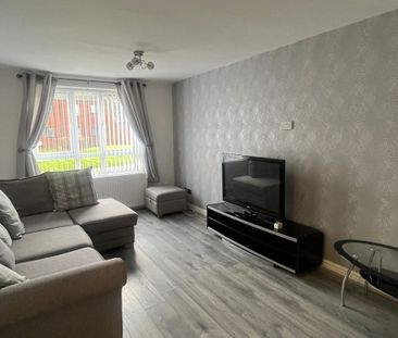 Warren Court - Photo 1