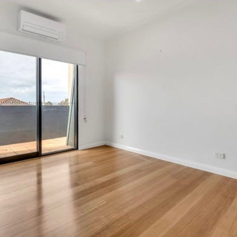 Brunswick East - Photo 1