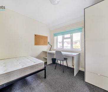 6 bedroom house to rent - Photo 2