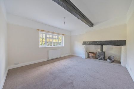 3 bedroom detached house to rent - Photo 2