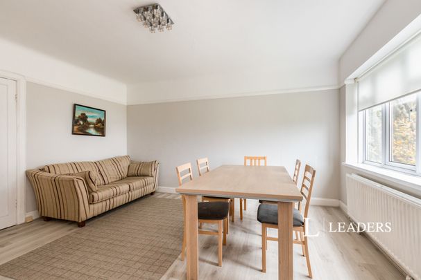 apartment to rent Manor Road, Bournemouth, Dorset, BH1 - Photo 1