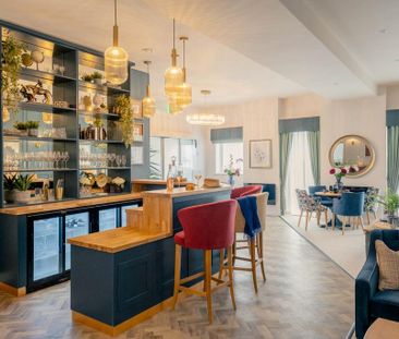 2 bedroom retirement property to rent - Photo 2