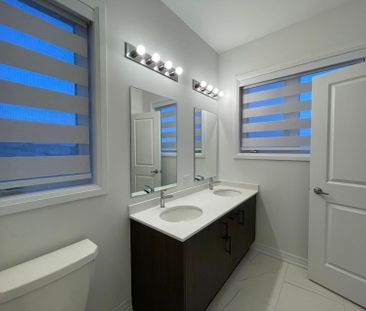 For Lease - 70 Tipp Drive, Richmond Hill, Ontario - Photo 5