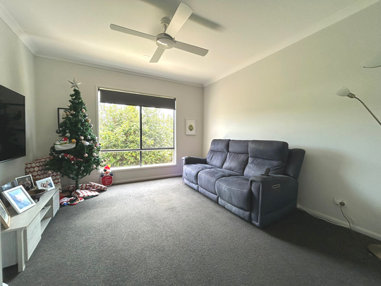 Fully Furnished Family Home with Pool 6 Month Lease only Pets Welcome - Photo 1
