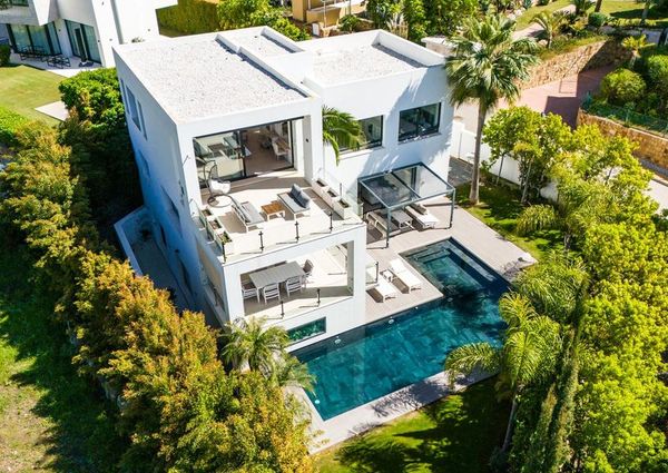 Luxury Villa for rent in Benahavís, Spain