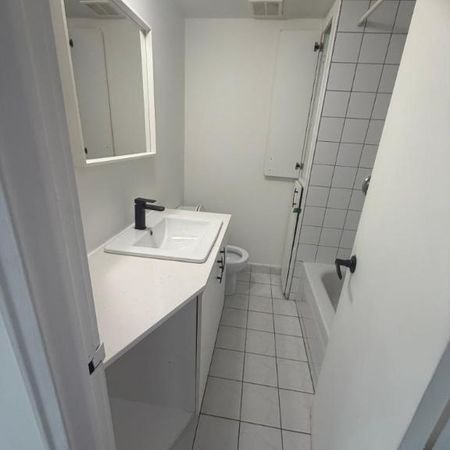 1 CH - 1 SDB - Québec - $1,099 /mo - Photo 4