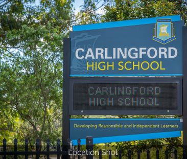 Grand family home with tennis court in Beecroft Public Catchment - Photo 6