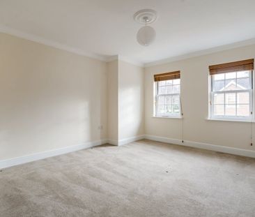 4 bedroom detached house to rent - Photo 6