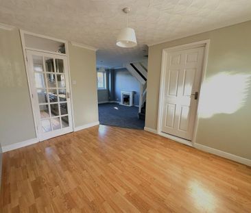 3 bedroom terraced house to rent - Photo 5
