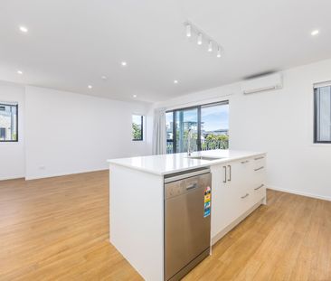 206/24 Peihana Road Hobsonville - Photo 6