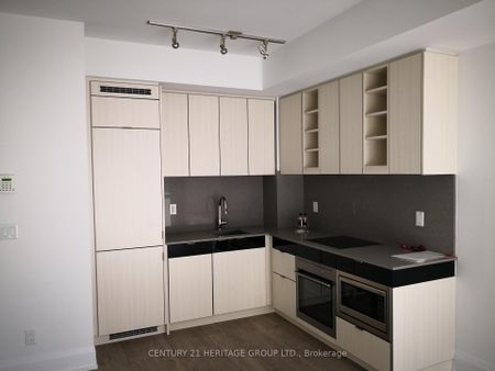 For Lease - 101 Erskine Avenue Unit# 1008, Toronto, Ontario - Photo 3