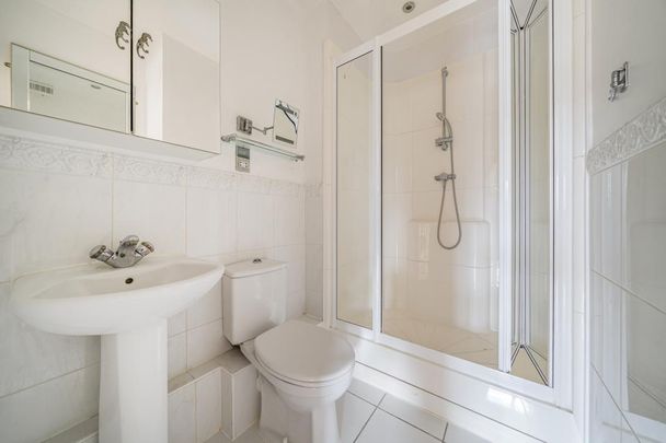 2 bedroom apartment to rent - Photo 1