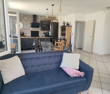 Location Maison 4 pièces 79m² REMOUILLE 44140 - Photo 1
