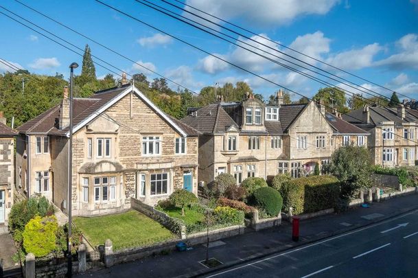 4 bedroom house to rent - Photo 1